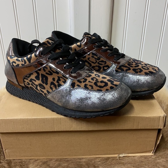 Forever Link Shoes - Forever Leopard Print Sneakers 9 NWT